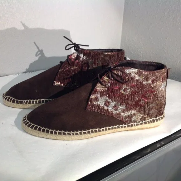 NEW Veracruz suede chukkas 40 - Picture 1 of 8